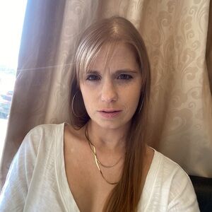 Meet your Posher, Frances